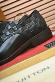Picture of Louis Vuitton Shoes _SKU22516066SZ38-4413934